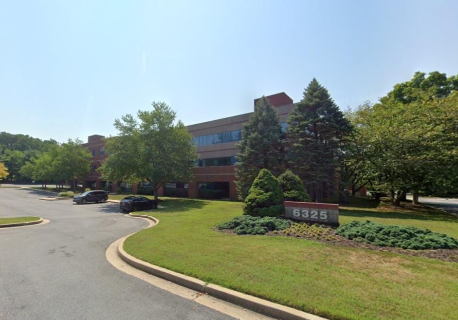 6325 Woodside Ct #105